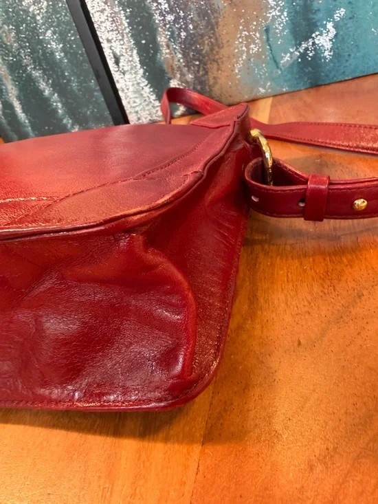 Dansk Vintage 1990s Minimalist Leather Crossbody Bag Burgundy (GUC) - Picture 12 of 16